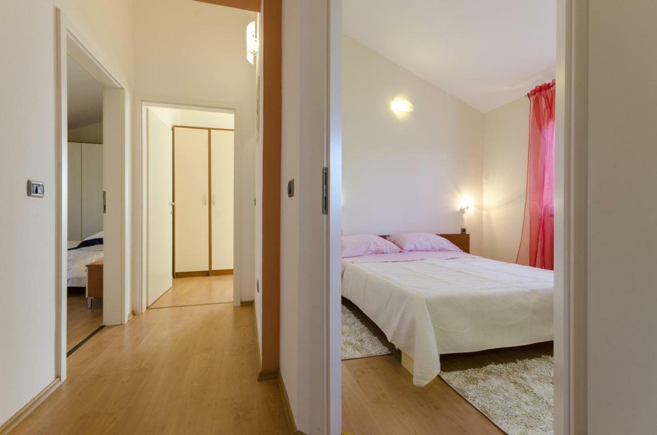 Rose Villa